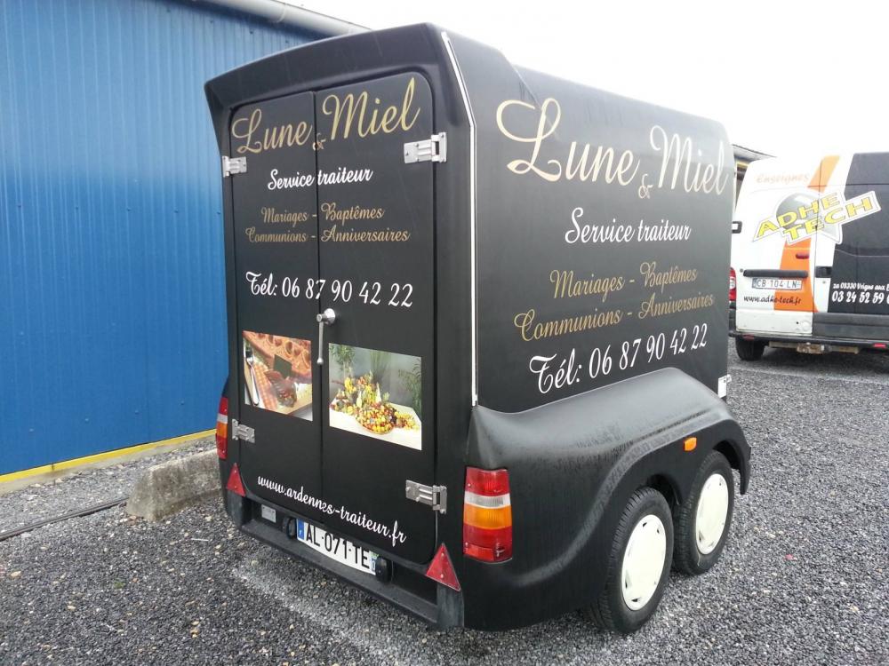 Adhe Tech Enseignes - déco véhicules - vitrines - textiles à Vrigne aux bois dans les Ardennes 08