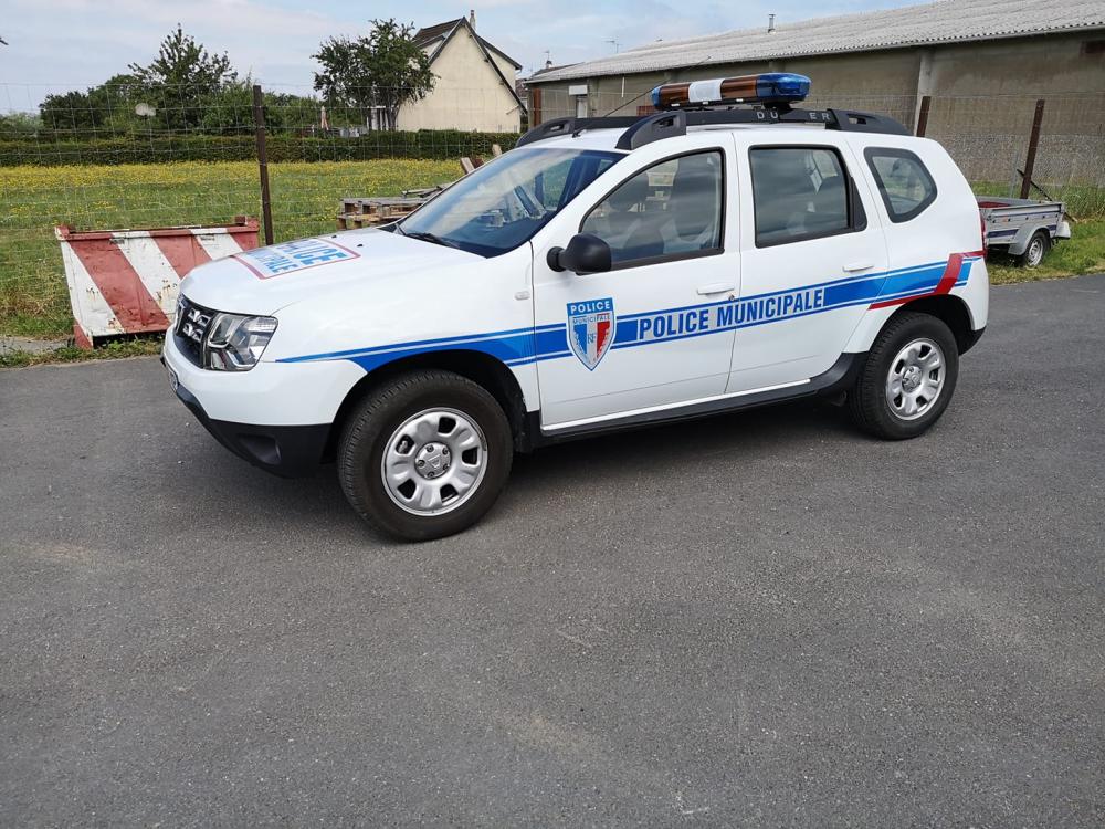 Flocage voiture d'urgence  Web, enseignes, imprimerie